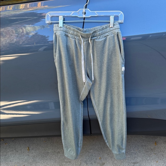 Vuori Performance Joggers - Picture 4 of 8